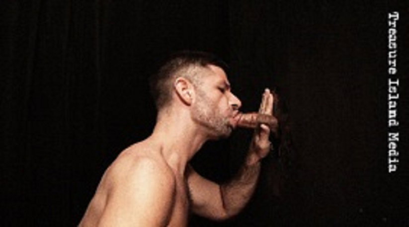 SUCK IT - BONUS 2 - ONE DAY AT A NYC GLORYHOLE: BONUS (4 pm)