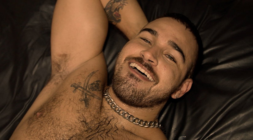 WOOFPIGBOY GANGBANG